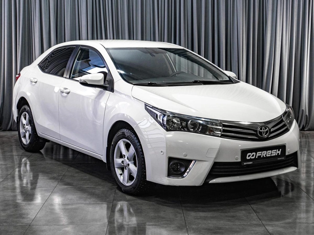 Седан Toyota Corolla 2013 года, 1499000 рублей, Тюмень