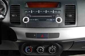 Седан Mitsubishi Lancer 2011 года, 1049000 рублей, Тюмень
