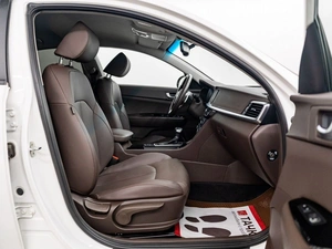 Седан Kia Optima 2019 года, 1999000 рублей, Красноярск