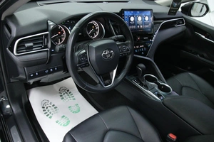 Седан Toyota Camry 2021 года, 3100000 рублей, Солонцы