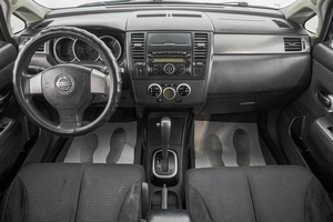 Седан Nissan Tiida 2011 года, 749000 рублей, Барнаул