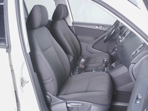 Внедорожник Volkswagen Tiguan 2013 года, 1330000 рублей, Ростов-на-Дону