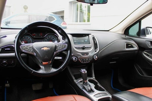 Седан Chevrolet Cruze 2017 года, 1020000 рублей, Ярославль