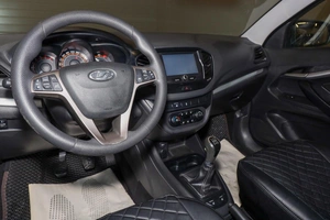 Седан ВАЗ (LADA) Vesta 2017 года, 909000 рублей, Новосибирск