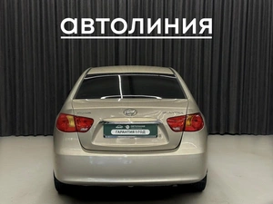 Седан Hyundai Elantra 2010 года, 550000 рублей, Красноярск