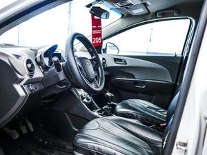 Седан Chevrolet Aveo 2012 года, 670000 рублей, Красноярск