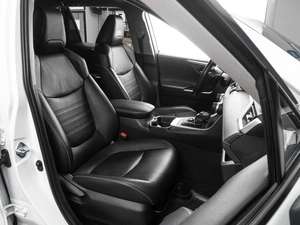 Внедорожник Toyota RAV4 2021 года, 3657000 рублей, Тюмень