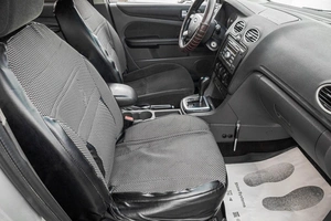 Хетчбэк Ford Focus 2006 года, 399000 рублей, Барнаул