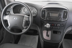 Минивэн Hyundai Grand Starex 2018 года, 3429000 рублей, Кемерово
