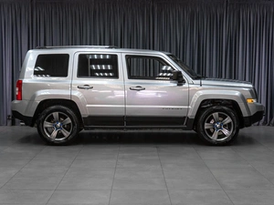 Внедорожник Jeep Liberty 2015 года, 1599000 рублей, Тюмень