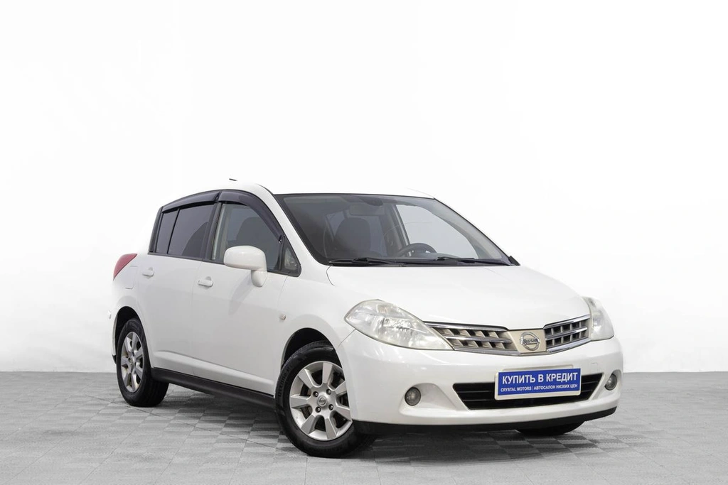 Хетчбэк Nissan Tiida 2008 года, 789000 рублей, Барнаул