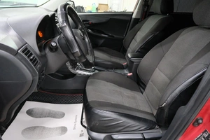 Седан Toyota Corolla 2011 года, 1149000 рублей, Омск