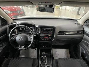 Внедорожник Mitsubishi Outlander 2019 года, 1847000 рублей, Солонцы