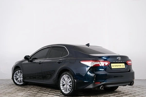 Седан Toyota Camry 2018 года, 3349000 рублей, Красноярск