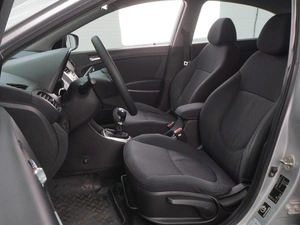 Седан Hyundai Solaris 2011 года, 699000 рублей, Воронеж