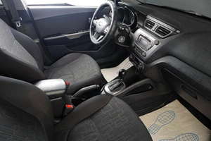 Седан Kia Rio 2014 года, 899000 рублей, Тюмень