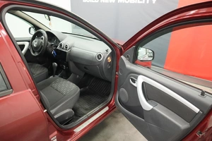 Хэтчбек Renault Sandero 2011 года, 630000 рублей, Курск