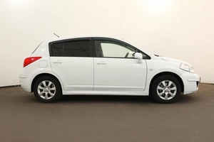 Хетчбэк Nissan Tiida 2011 года, 670000 рублей, Орёл