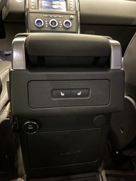 Внедорожник Land Rover Discovery 2017 года, 3900000 рублей, Красноярск