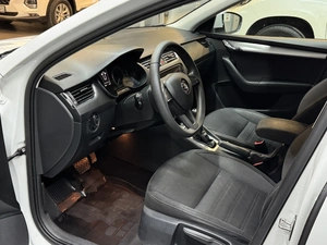 Лифтбек Skoda Octavia 2019 года, 1497000 рублей, Красноярск