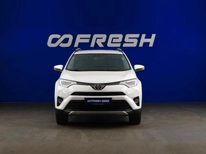 Внедорожник Toyota RAV4 2015 года, 2257077 рублей, Москва