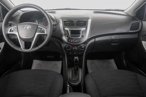 Седан Hyundai Solaris 2016 года, 899000 рублей, Кемерово