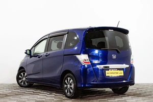 Минивэн Honda Freed 2012 года, 1149000 рублей, Сургут