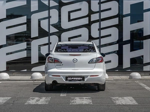 Седан Mazda 3 2012 года, 919000 рублей, Краснодар