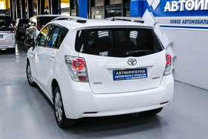 Минивэн Toyota Verso 2010 года, 1158000 рублей, Солонцы