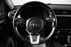 Седан Kia Rio 2020 года, 1589000 рублей, Сургут