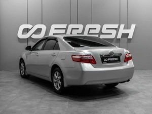 Седан Toyota Camry 2010 года, 1390000 рублей, Тюмень