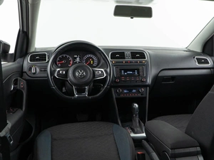 Седан Volkswagen Polo 2020 года, 1346077 рублей, Москва