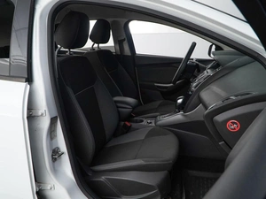 Хетчбэк Ford Focus 2012 года, 848077 рублей, Москва