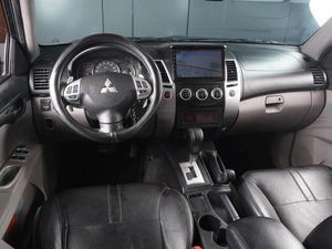 Внедорожник Mitsubishi Pajero Sport 2015 года, 2449000 рублей, Минеральные Воды