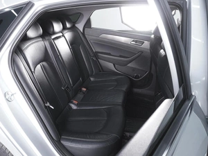 Седан Hyundai Sonata 2019 года, 1890000 рублей, Ростов-на-Дону