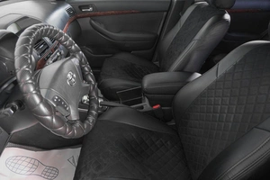 Седан Toyota Avensis 2003 года, 599000 рублей, Кемерово