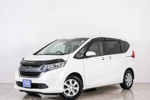 Минивэн Honda Freed 2017 года, 1389000 рублей, Красноярск