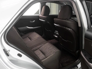 Седан Toyota Crown 2010 года, 1969000 рублей, Тюмень