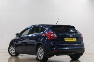 Хетчбэк Ford Focus 2012 года, 749000 рублей, Новокузнецк