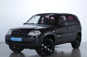 Внедорожник Chevrolet Niva 2015 года, 689000 рублей, Челябинск