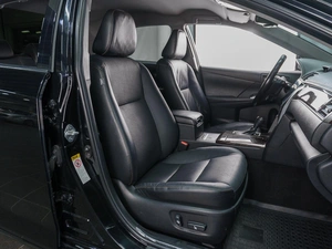 Седан Toyota Camry 2016 года, 2149000 рублей, Сургут