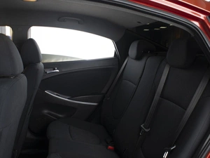 Седан Hyundai Solaris 2011 года, 860000 рублей, Омск