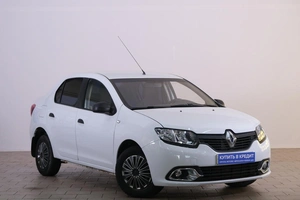 Седан Renault Logan 2017 года, 469000 рублей, Омск
