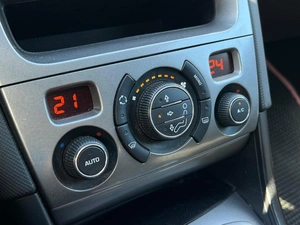 Седан Peugeot 408 2014 года, 760000 рублей, Ижевск