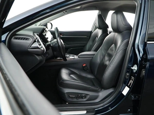 Седан Toyota Camry 2019 года, 2797050 рублей, Москва