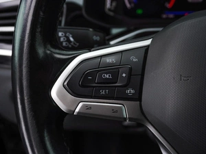 Лифтбек Volkswagen Polo 2020 года, 1715555 рублей, Тверь