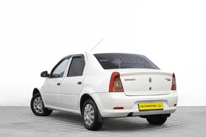 Седан Renault Logan 2015 года, 549000 рублей, Барнаул