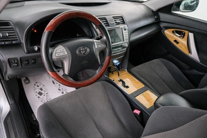 Седан Toyota Camry 2006 года, 1409000 рублей, Красноярск