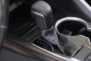 Седан Toyota Camry 2018 года, 2839000 рублей, Омск