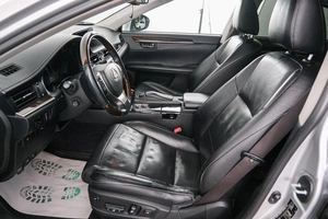 Седан Lexus ES 2014 года, 2269000 рублей, Красноярск